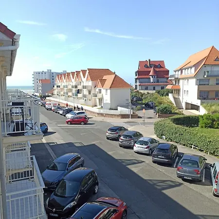 100m De La - Parking Prive - 1 Daire